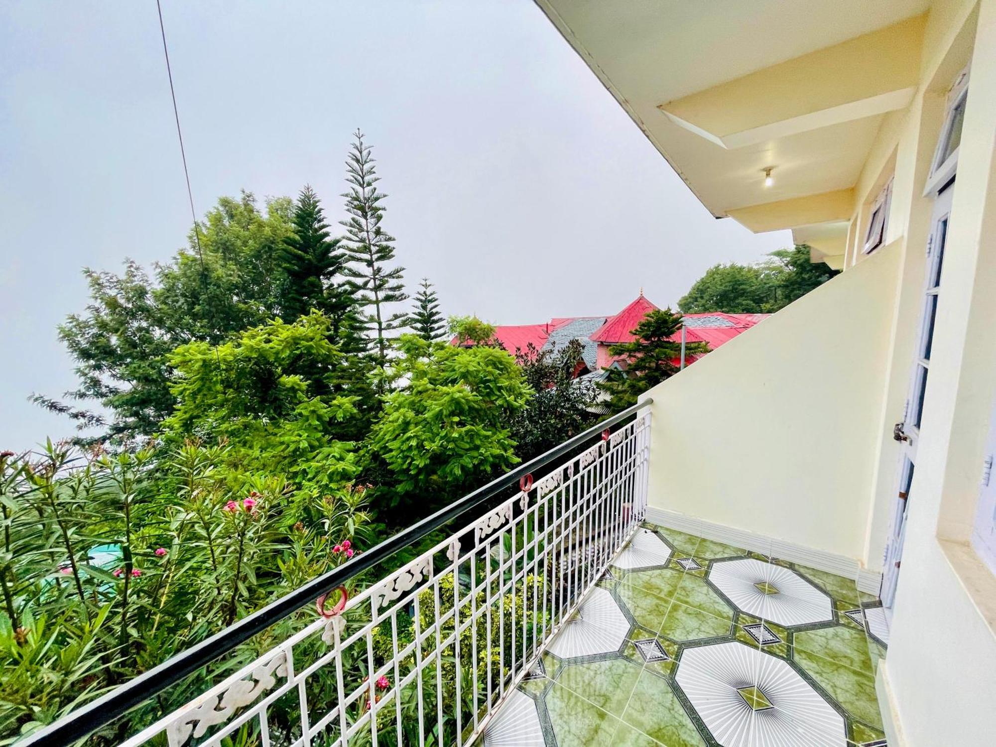 Grand View Lodge And Restaurant Dharamshala Exterior photo